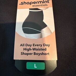 Shapermint Essentials Black High-Waisted Shaper Boyshort